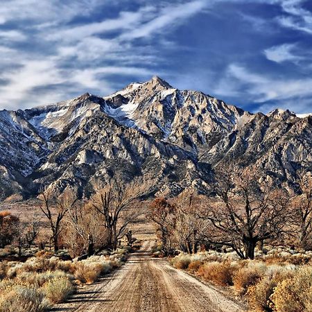 Eastern Sierra Motor Lodge إندبينديس المظهر الخارجي الصورة
