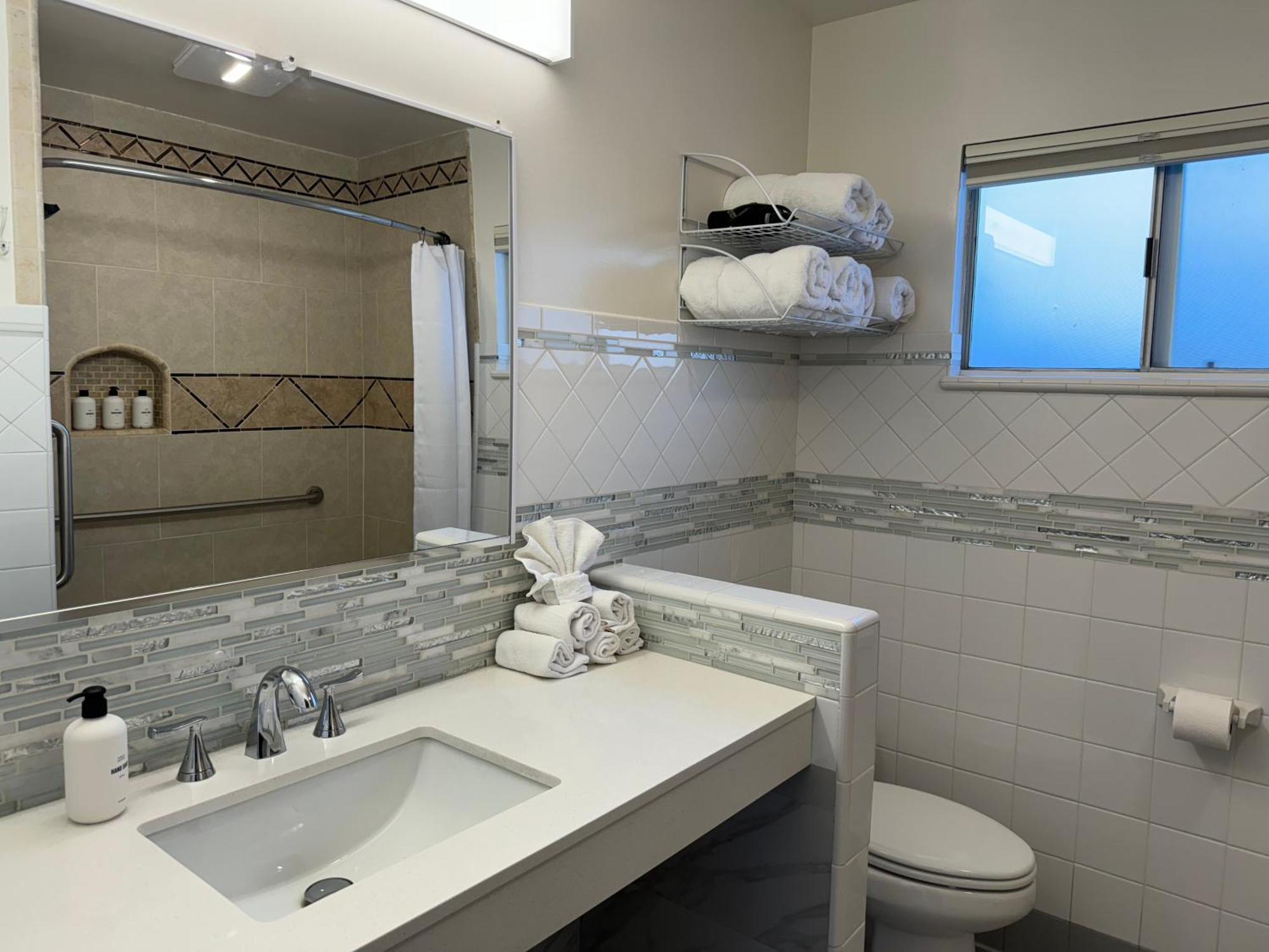 Eastern Sierra Motor Lodge إندبينديس المظهر الخارجي الصورة