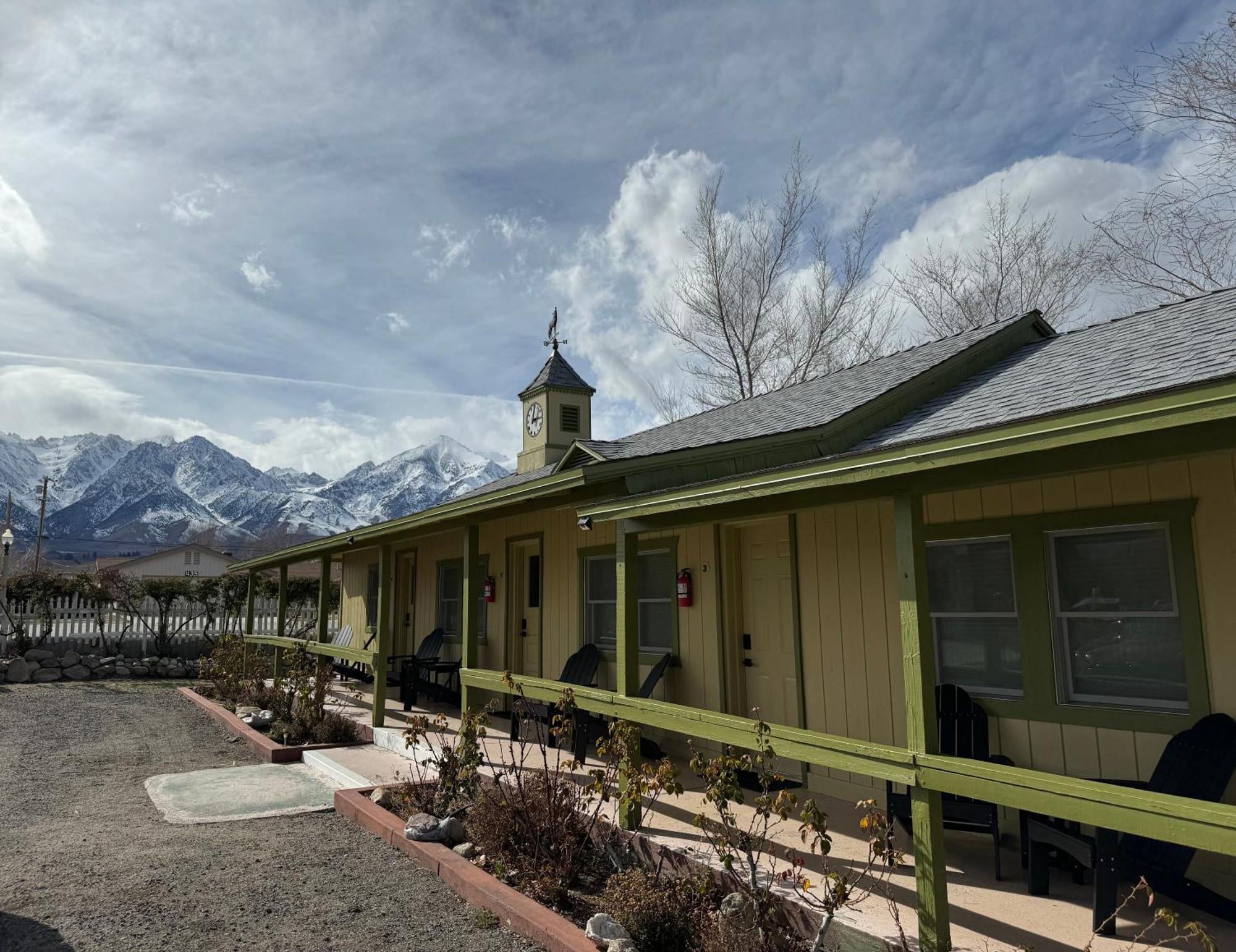 Eastern Sierra Motor Lodge إندبينديس المظهر الخارجي الصورة